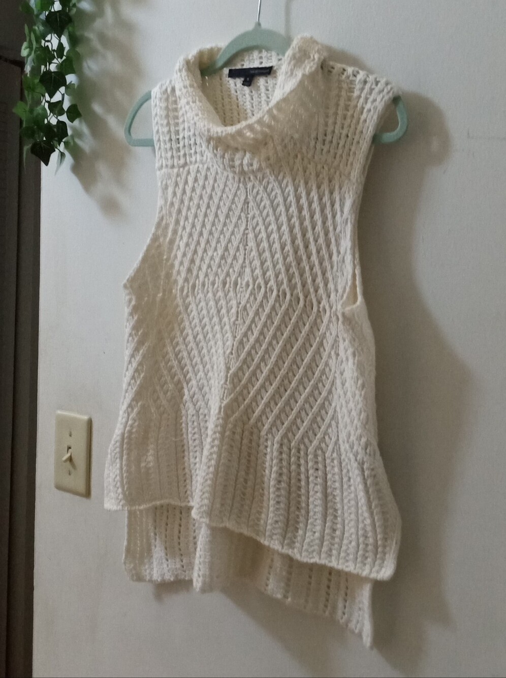 Harve Benard Sleeveless Cable Knit Cowl Neck Sweater Vest - Cream